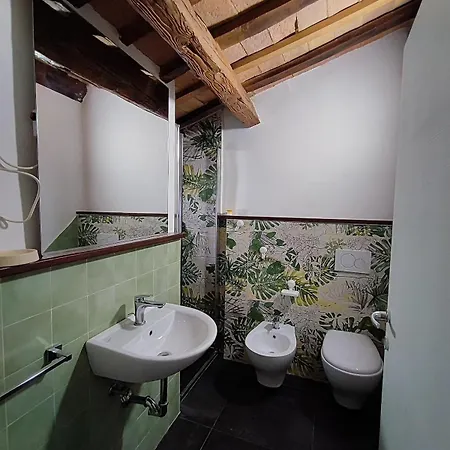 Апартаменты La Casa Dei Nonni Ad *